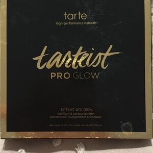 Tarte Tarteist Pro Glow Black and Gold Palette